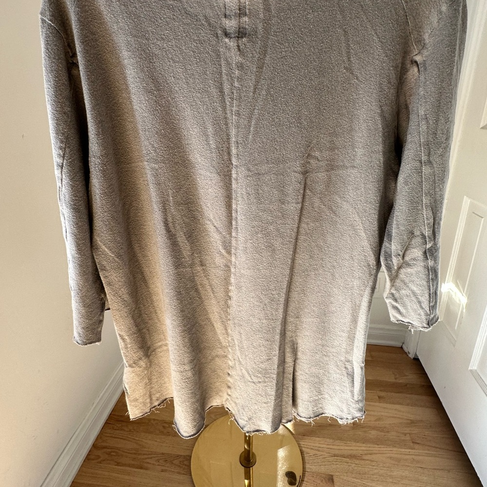 THOM KROM Gray Raw Edge Long Sleeve Tee – Size M - Picture 2 of 5